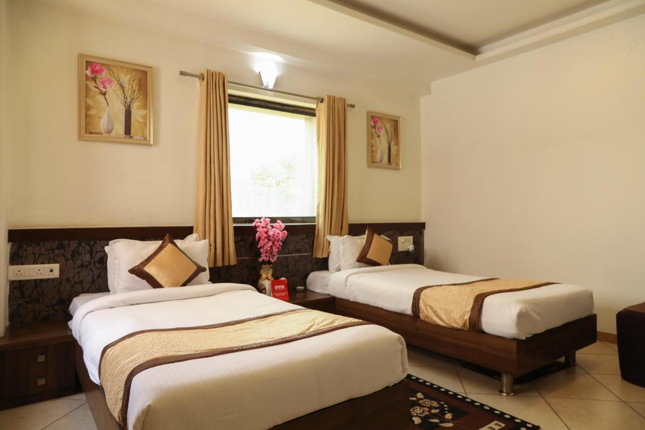 Oyo 10943 Hotel Plus Corporate Khapa  Экстерьер фото