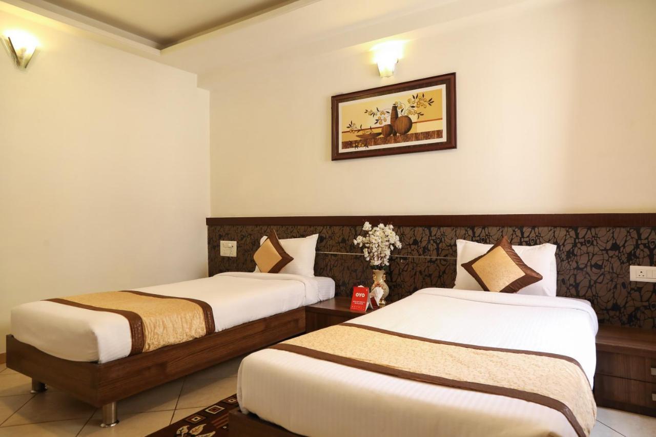 Oyo 10943 Hotel Plus Corporate Khapa  Экстерьер фото